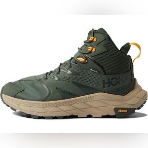 NWOT Men’s Hoka Anacapa One One mid Gore-Tex hiking boots